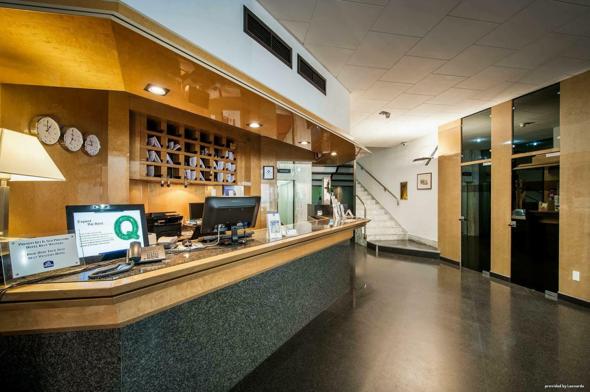 贝斯特韦斯特行政商务酒店 巴里 外观 照片